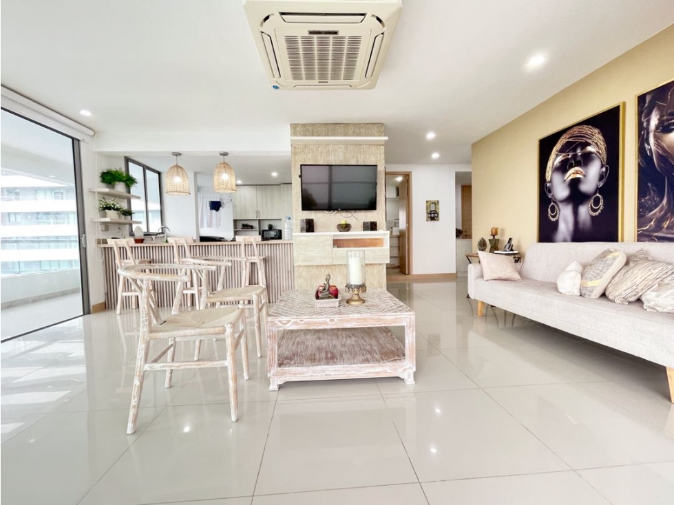 En Venta apartamento de 3 alcobas. Frente Al Mar en Crespo Cartagena
