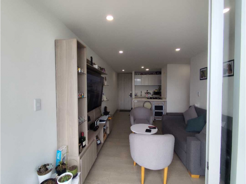 En Venta Apartamento de 3 Habitaciones, Parqueadero y Deposito Leonora - 5