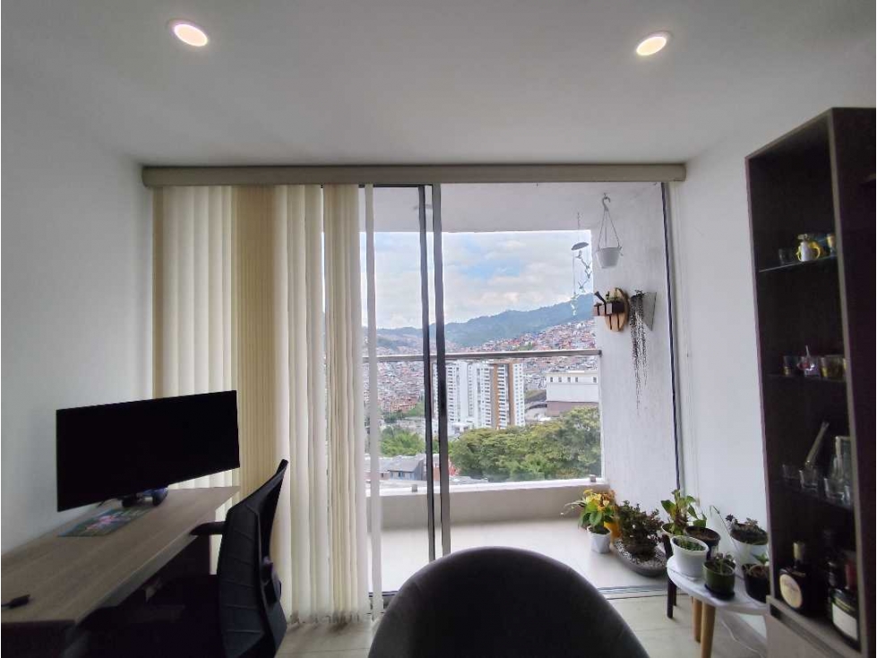 En Venta Apartamento de 3 Habitaciones, Parqueadero y Deposito Leonora - 6