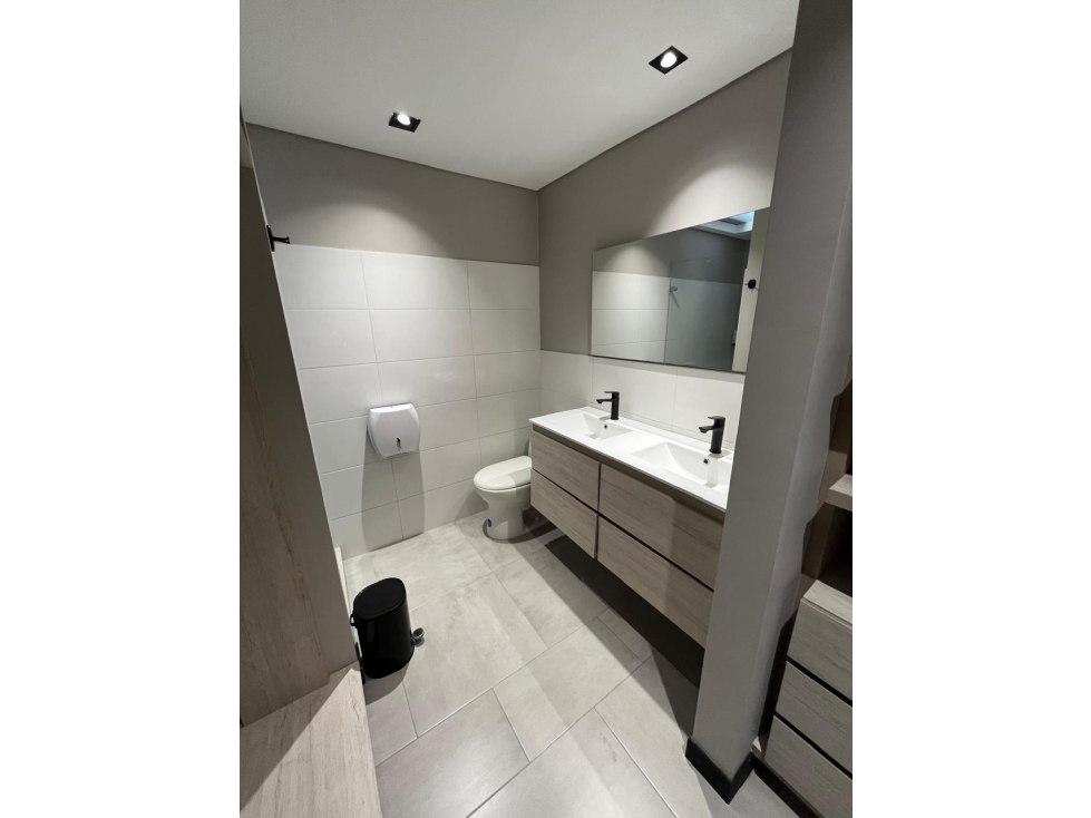 EN VENTA APARTAMENTO DUPLEX AMOBLADO EN LA AVENIDA 30 DE AGOSTO — foto 6