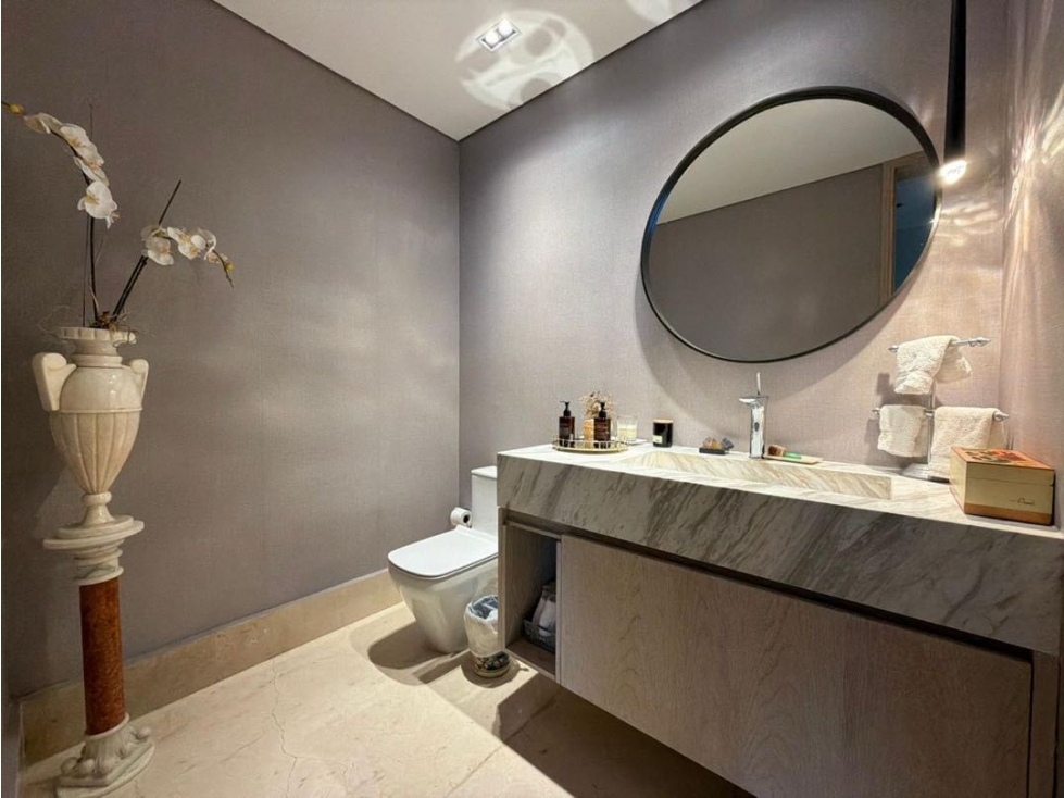 EN VENTA APARTAMENTO EN CASTILLOGRANDE VISTA A BAHÍA ! — foto 6