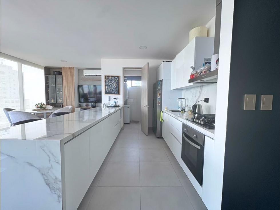 En venta apartamento en Castillogrande de 3 alcobas — foto 2