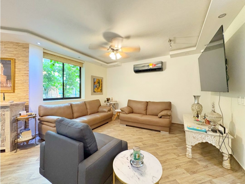 En venta espacioso apartamento remodelado en bocagrande ! — foto 2