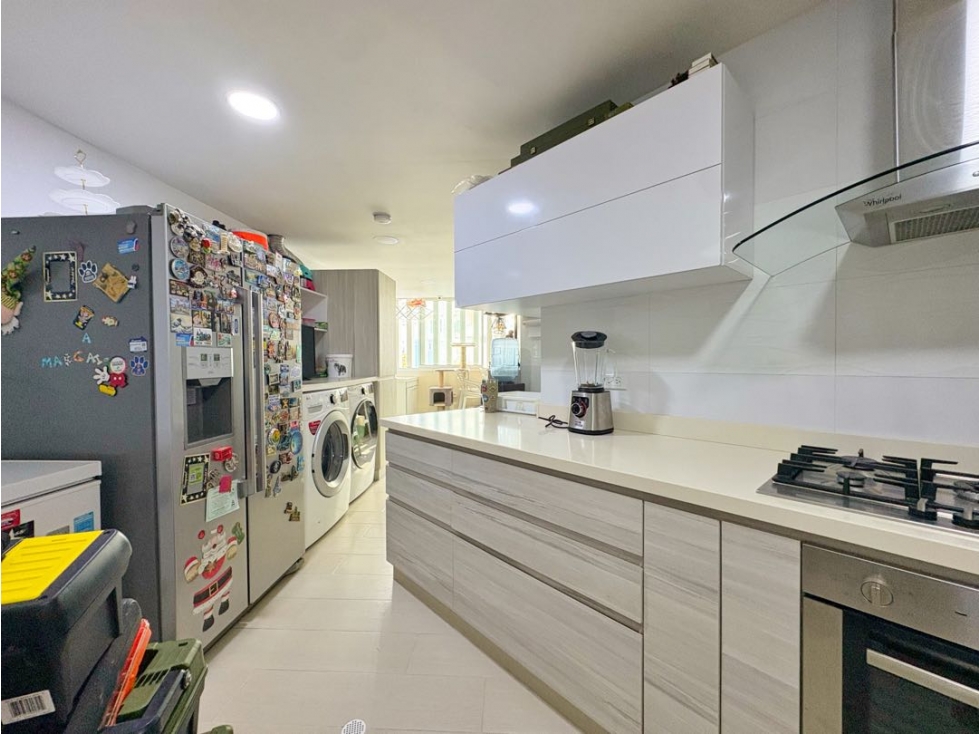 En venta espacioso apartamento remodelado en bocagrande ! — foto 5