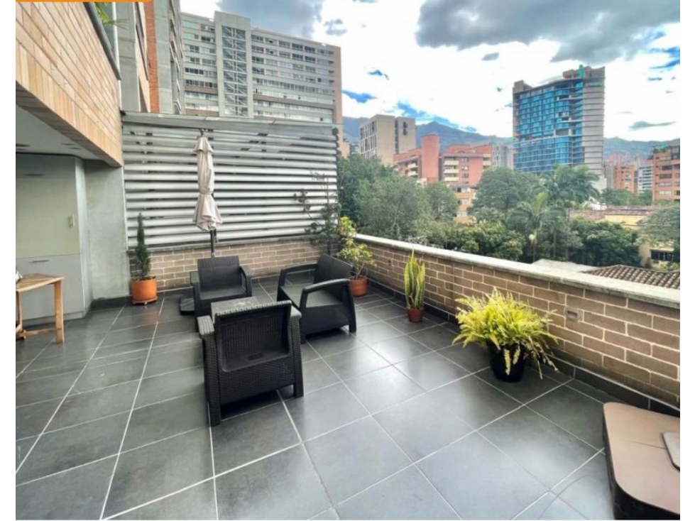 En venta apartamento en Castropol, cerca Av Palmas