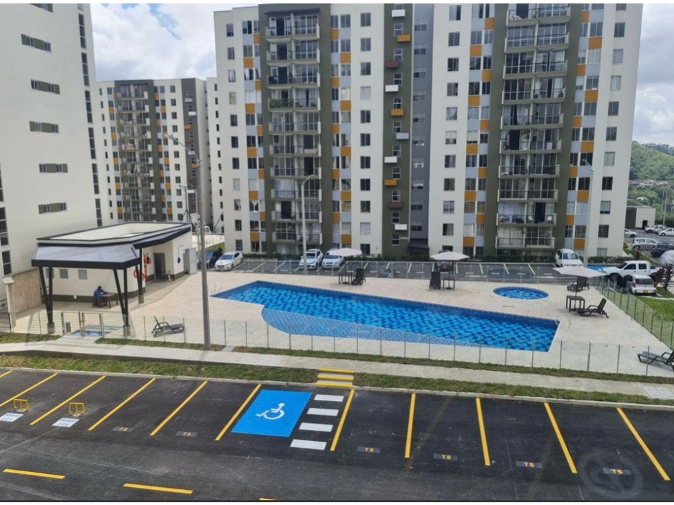 EN VENTA APARTAMENTO EN CENTRAL PARK DOSQUEBRADAS — foto 2