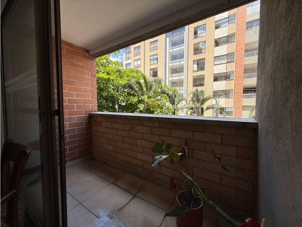 En venta apartamento en Conquistadores 87,94 mts