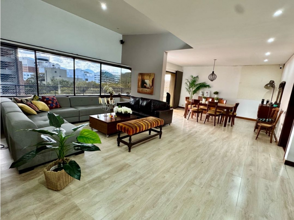 En Venta Apartamento en el Poblado Clinica Medellín — foto 2