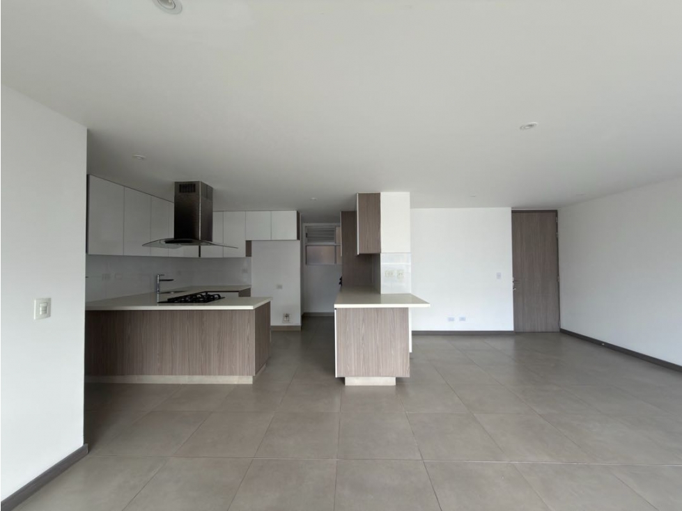 EN VENTA APARTAMENTO EN ENVIGADO PARTE BAJA, PARTE PLANA. — foto 6