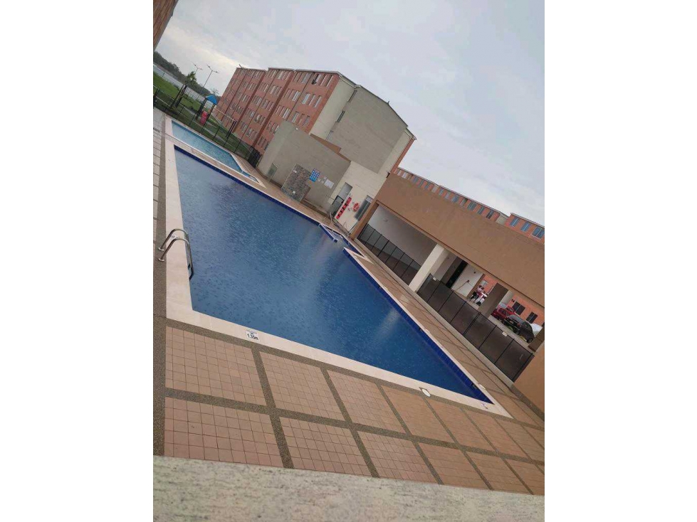 En Venta Apartamento en ibague conjunto Algarrabo