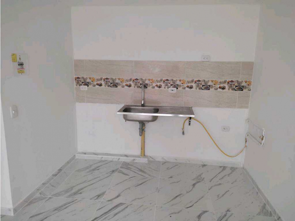 En Venta Apartamento en ibague conjunto Algarrabo — foto 4