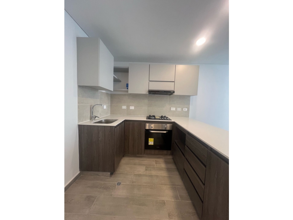 En Venta apartamento en La Castellana para estrenar - De contado — foto 5