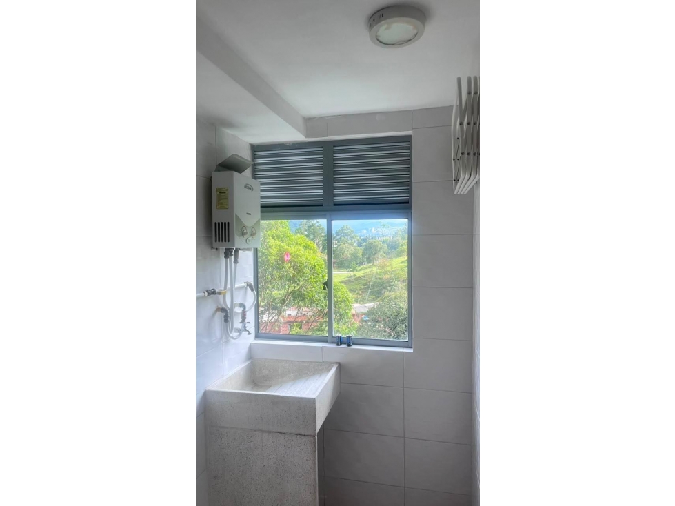 En venta apartamento en La estrella sector la tablaza — foto 3