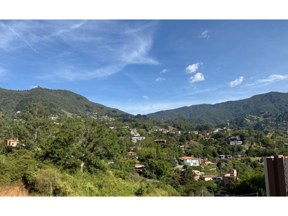 En venta apartamento en la loma de las brujas 116mts — foto 3