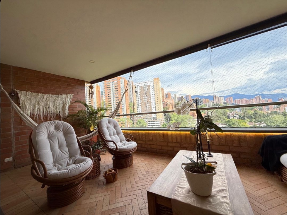 EN VENTA APARTAMENTO EN LAS SANTAS- EL POBLADO