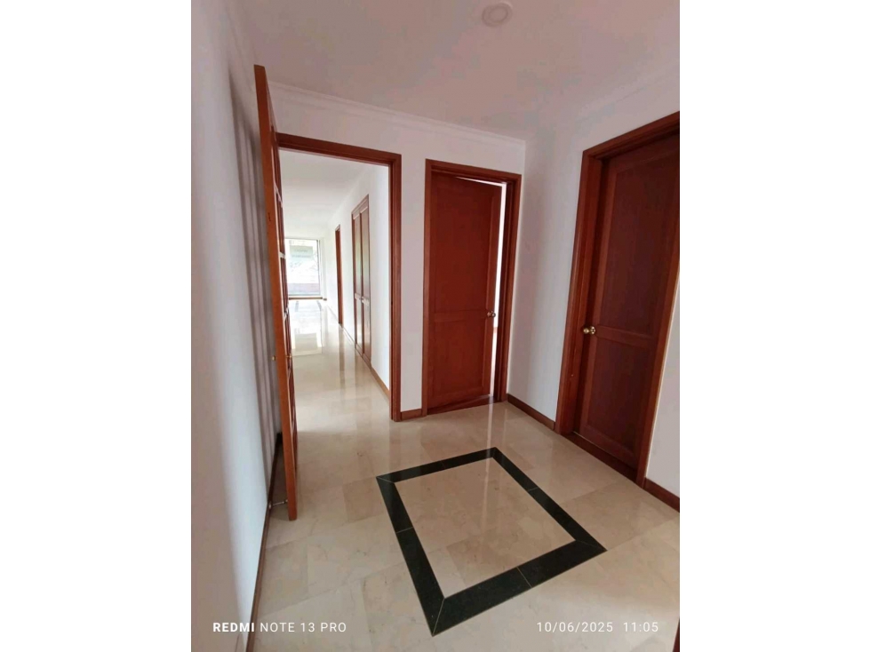 En venta apartamento en laureles — foto 4