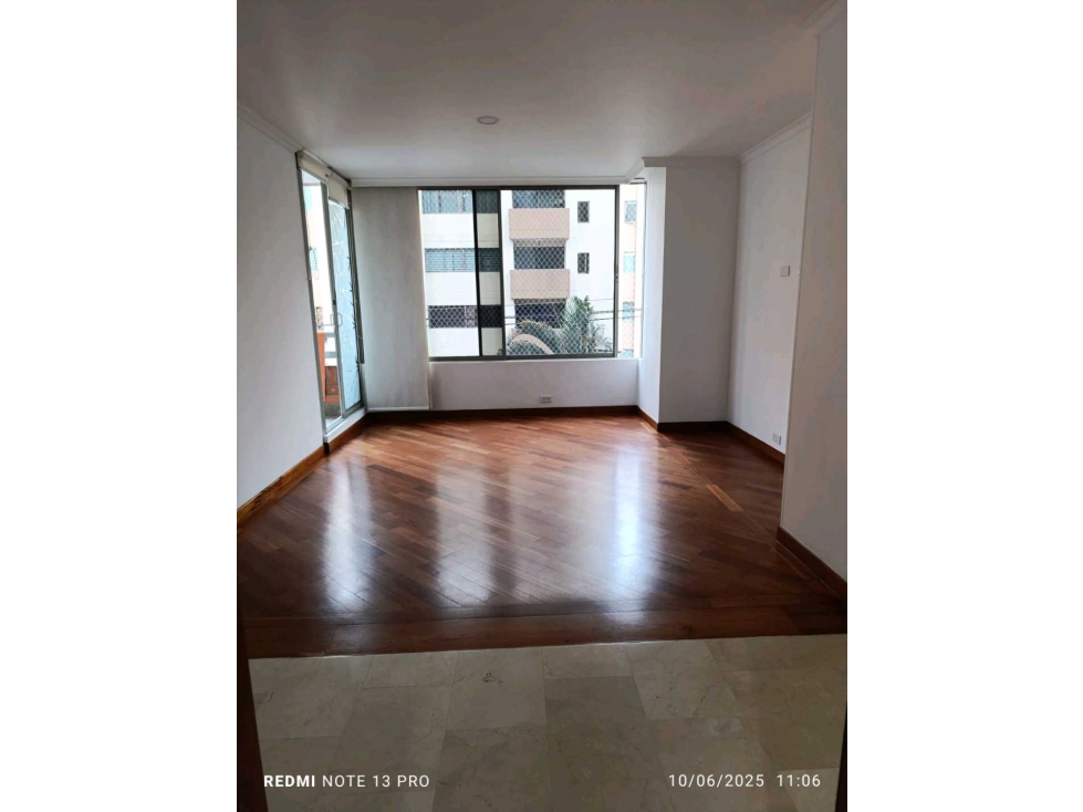 En venta apartamento en laureles — foto 5