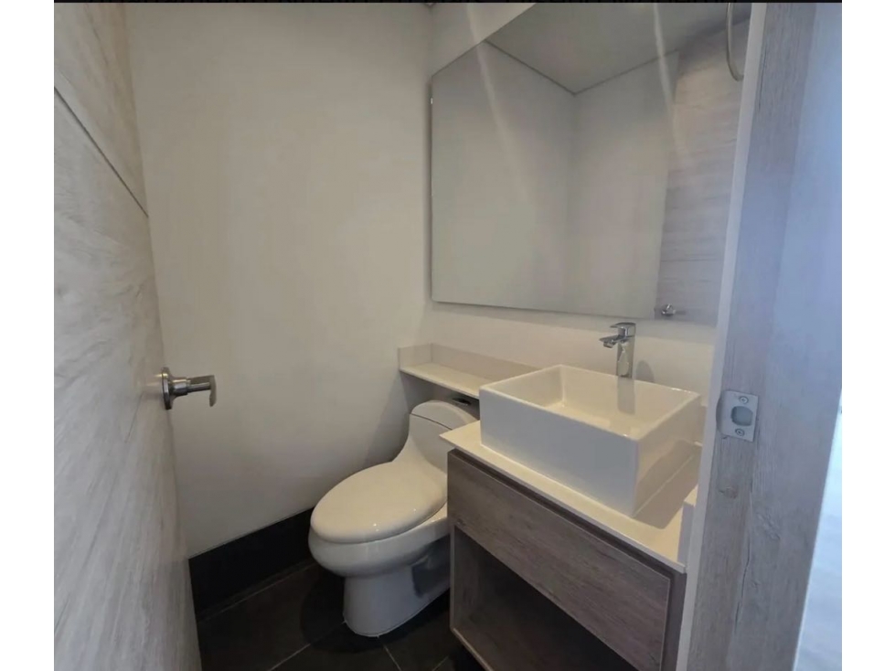 En venta apartamento en Medellín el Poblado cerca al tesoro — foto 5