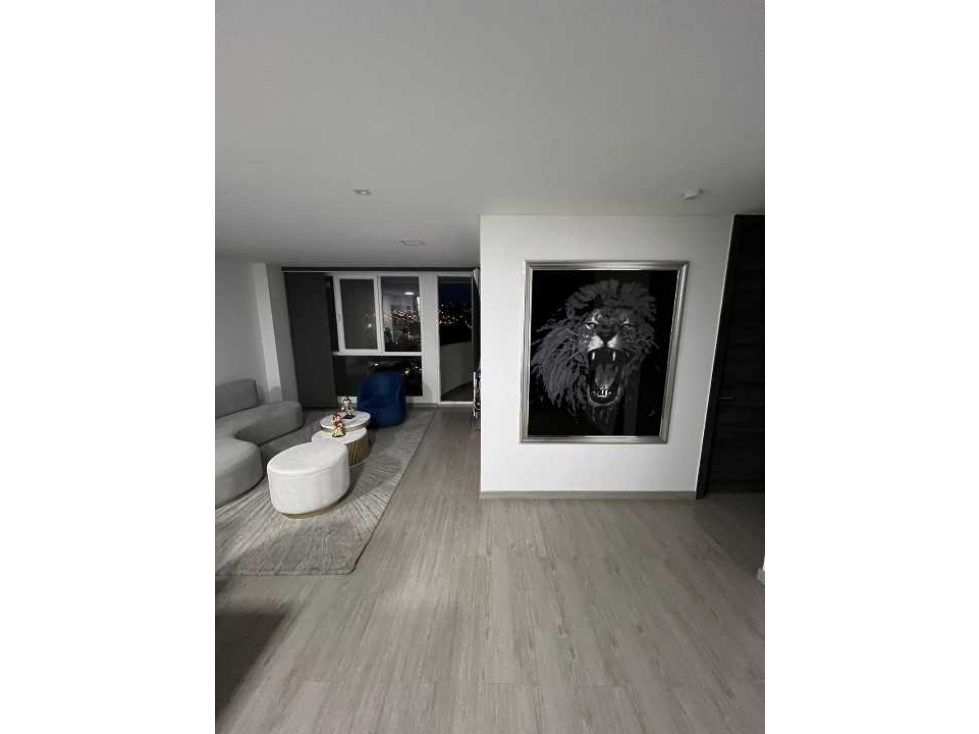 EN VENTA APARTAMENTO EN LA AV. SUR DE PEREIRA