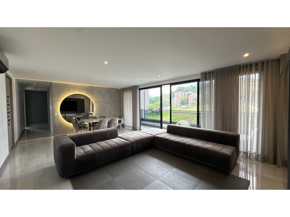 EN VENTA APARTAMENTO EN PINARES ALTO
