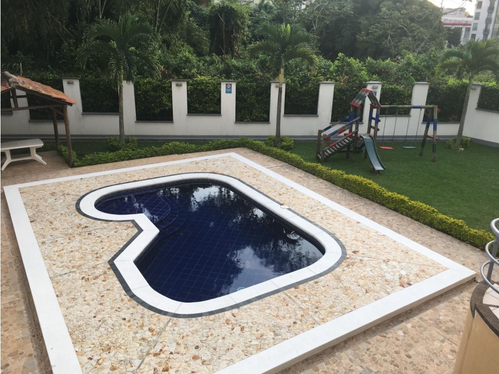 EN VENTA APARTAMENTO EN PINARES PEREIRA