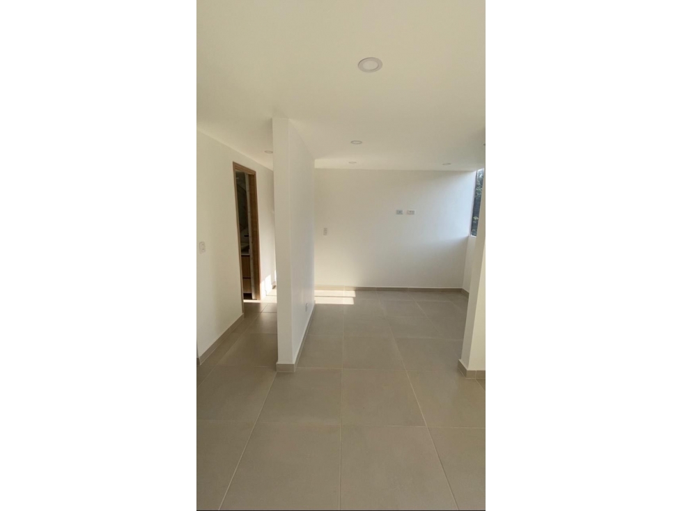 EN VENTA APARTAMENTO EN SABANETA SECTOR CAÑAVERALEJO — foto 4