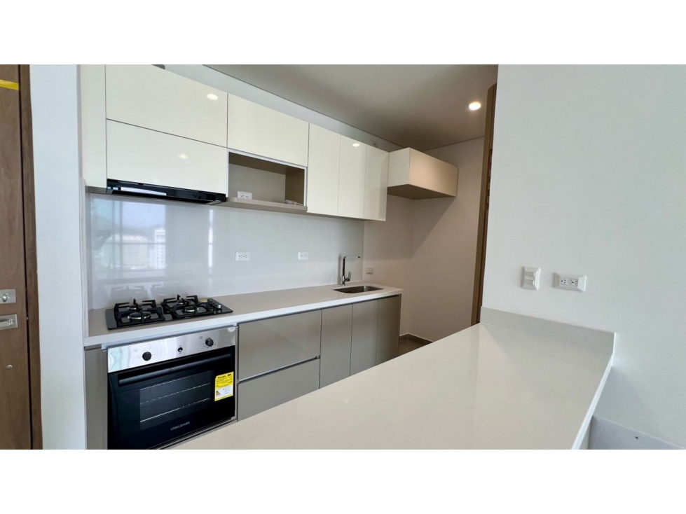 EN VENTA Y/O ARRIENDO APARTAMENTO EN SANTA MARTA - Playa Salguero — foto 3