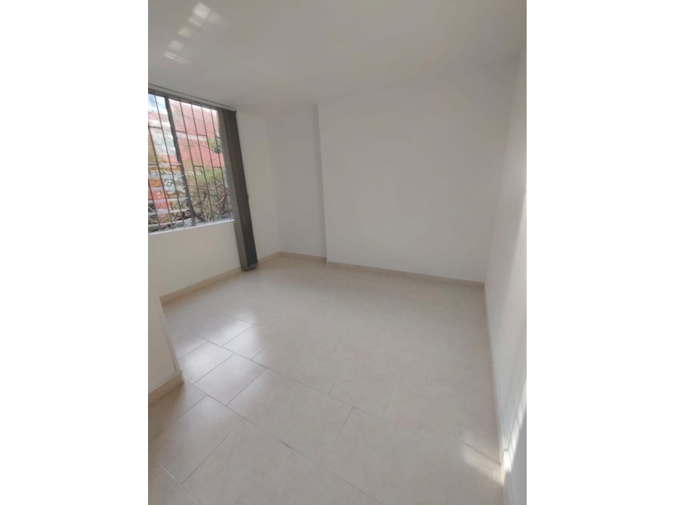 En venta apartamento Envigado barrio Dorado — foto 4