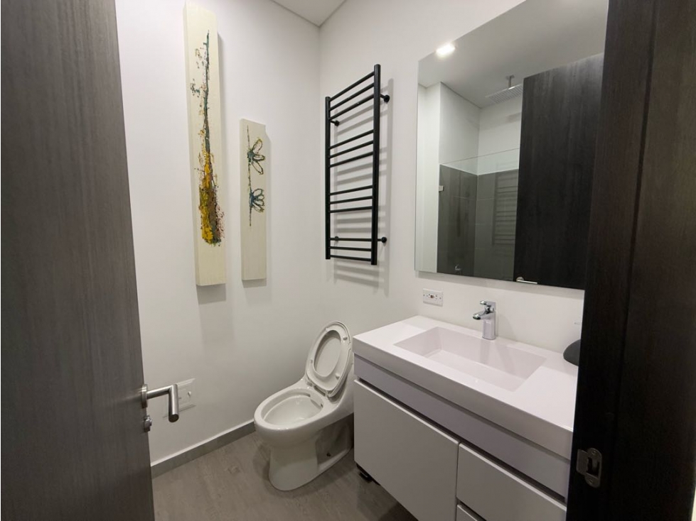 En venta apartamento lujoso con patio en La Quinta Club House Pereira — foto 3