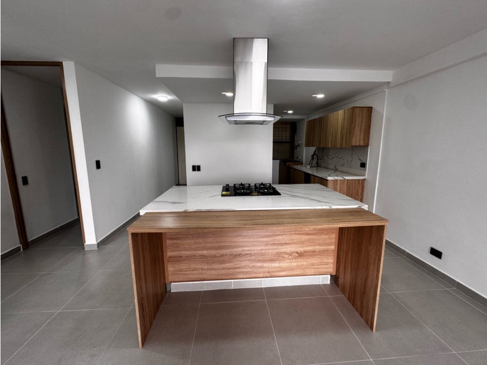 Apartamento, en venta el Poblado Medellín, avenida, Las Palmas — foto 2