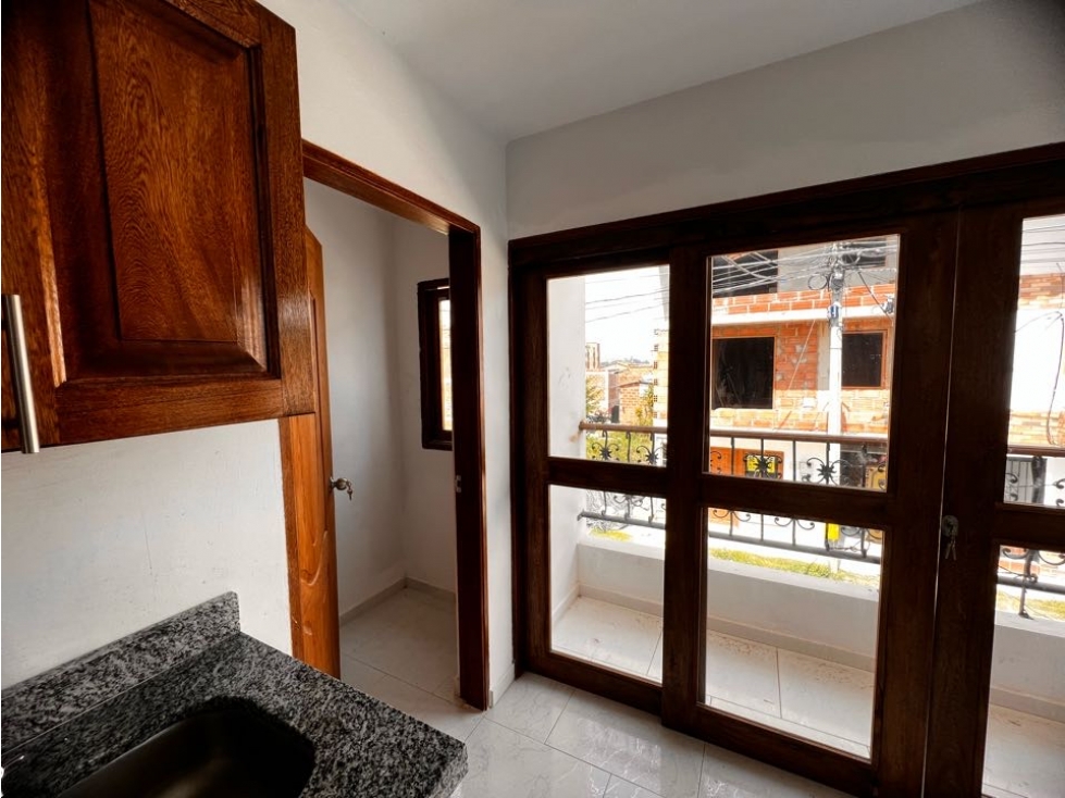 SE VEDEN DOS (2) APARTAMENTOS EN SEGUNDO Y TERCER PISO - El Carmen Vib — foto 4