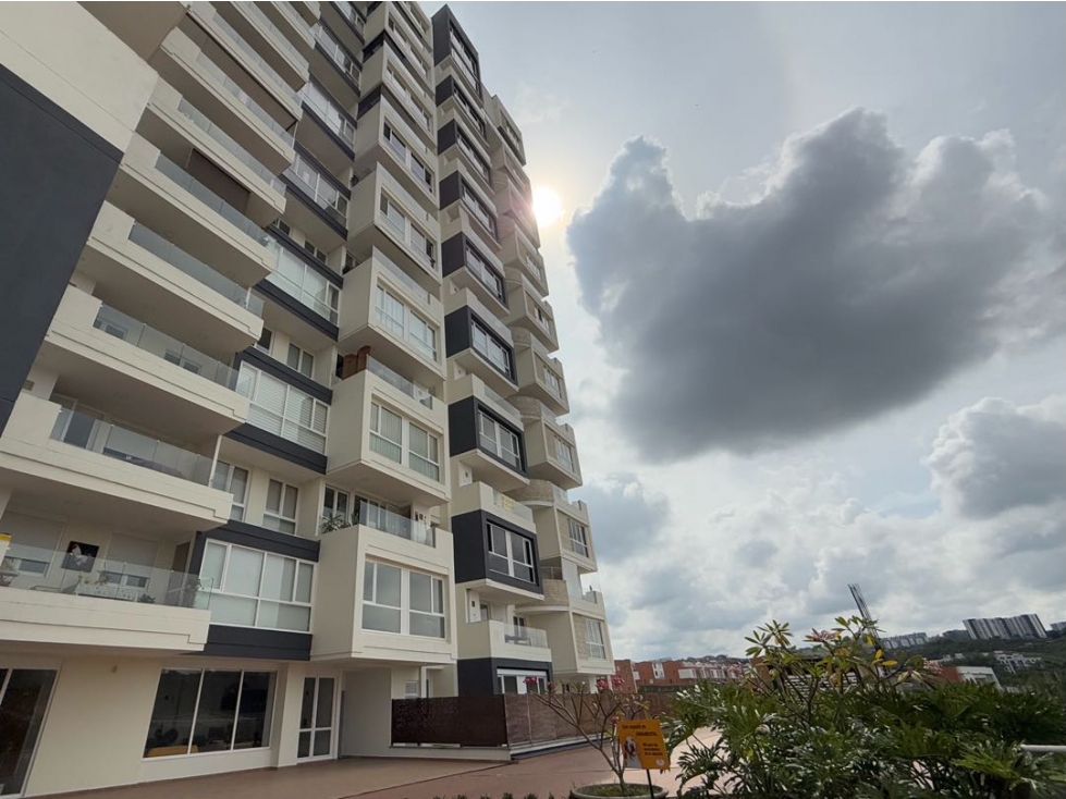 En venta apartamento para estrenar en La Quinta Club House Pereira