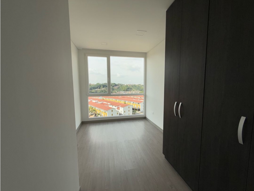 En venta apartamento para estrenar en La Quinta Club House Pereira — foto 5