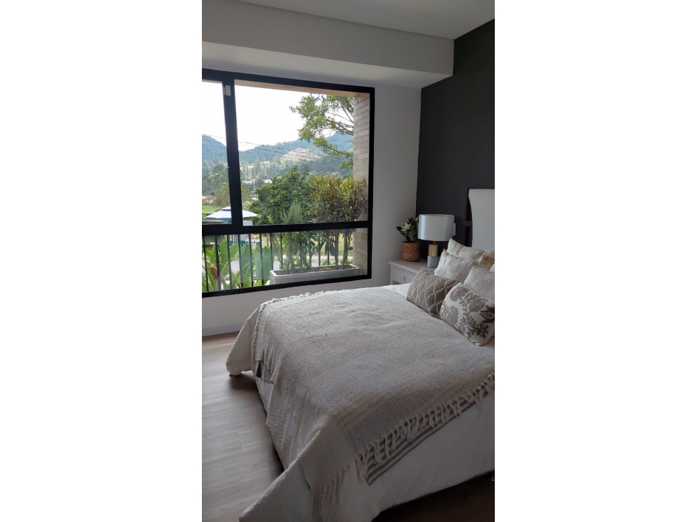 Cesión de derechos de apartamento en el retiro de 64.2m2 — foto 3