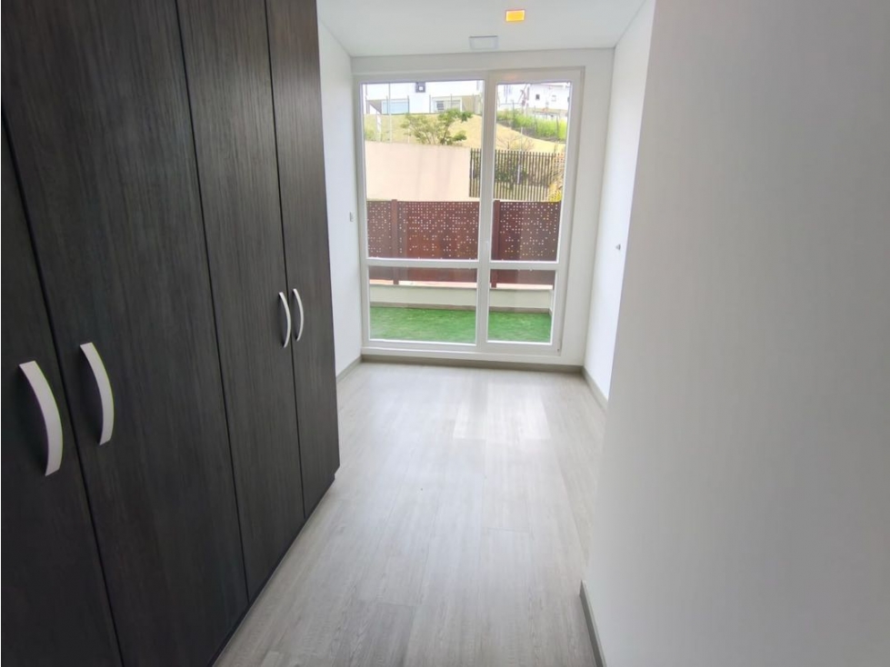 En venta apartamento para estrenar con patio en la Quinta Club House — foto 3