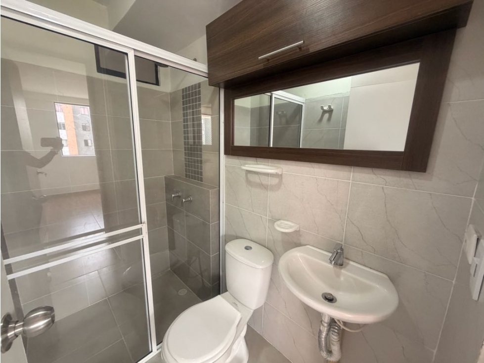 EN VENTA APARTAMENTO PISO 3 C/ASCENSOR Y PARQ. Jamundí Parque Natura — foto 3