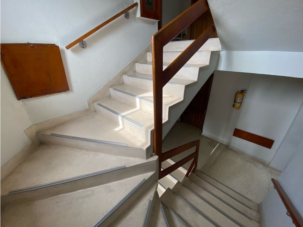 En venta apartamento piso 4 acceso escaleras barrio la campiña — foto 3