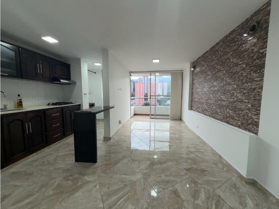 EN VENTA APARTAMENTO PRADOS DE SABANETA