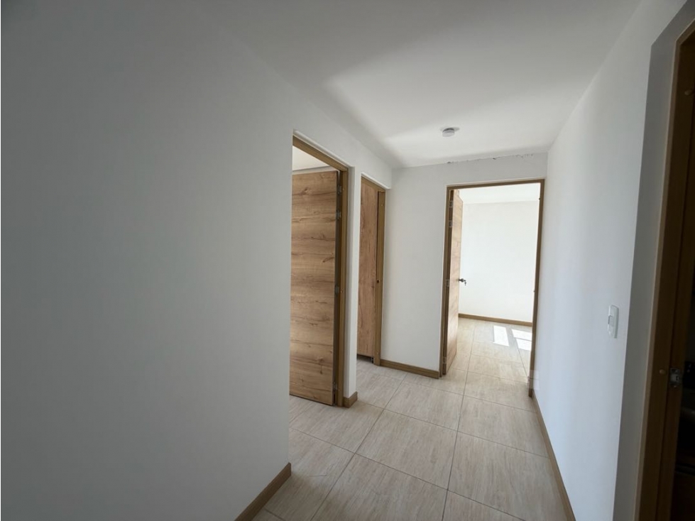 EN VENTA APTO AV SUR PISO 11 — foto 3