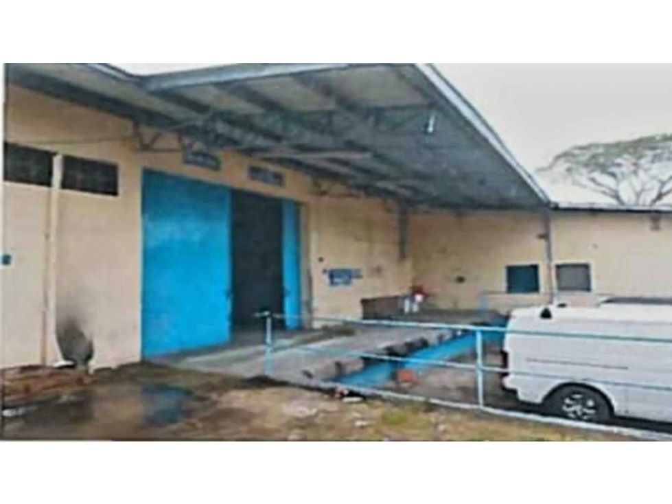 En Venta Bodega en Colón - 4