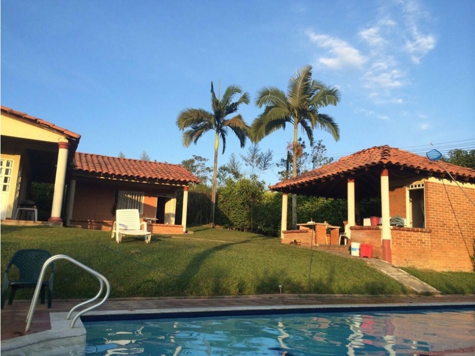 EN VENTA CABAÑA EN CONDOMINIO VÍA LA VIRGINIA-VITERBO - 1