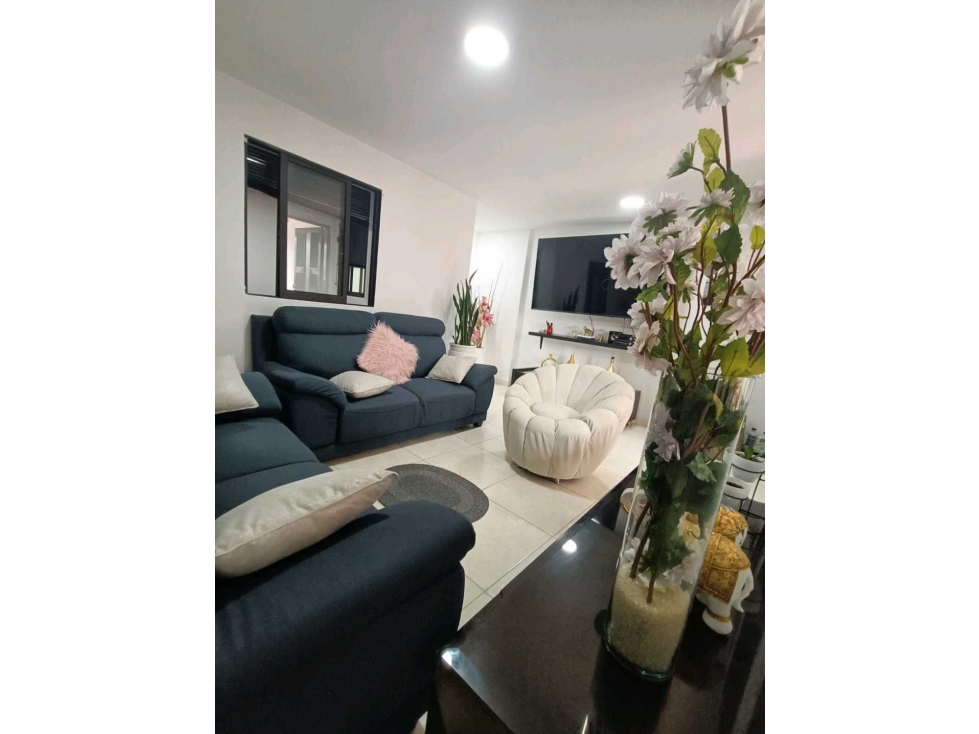 En venta CASA barrio la América - 3 niveles