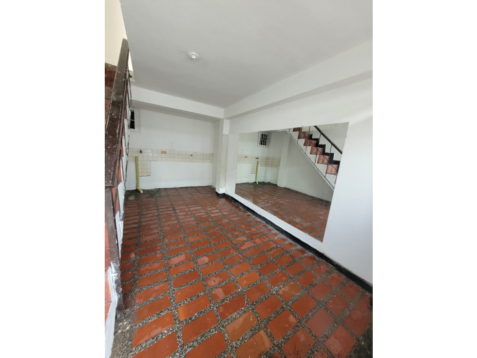 EN VENTA CASA BIFAMILIAR EN BELMONTE PEREIRA — foto 2