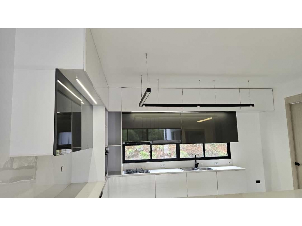 EN VENTA CASA CAMPESTRE CERRITOS - PEREIRA