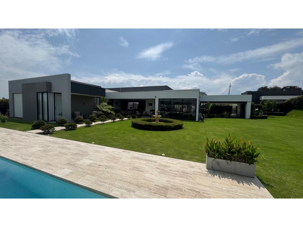 EN VENTA CASA CAMPESTRE CERRITOS PEREIRA