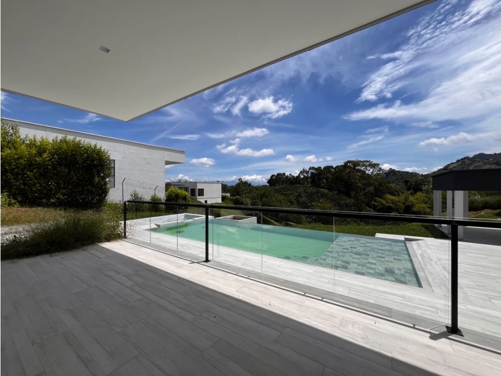 EN VENTA CASA CAMPESTRE COMBIA PEREIRA