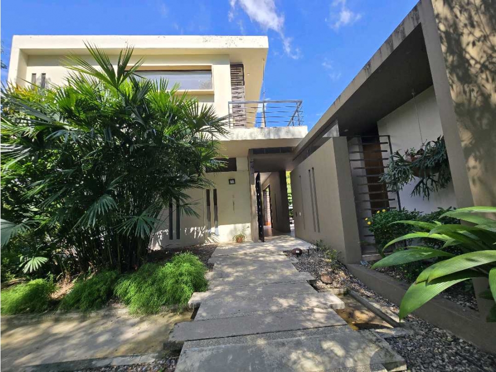 En Venta Casa Campestre con Piscina en Conjunto Cerrado 2.500 m2 — foto 3