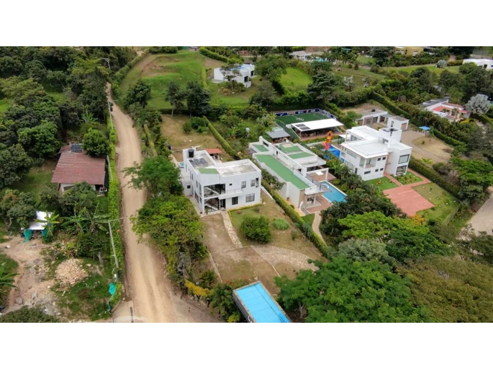 En Venta Casa Campestre con Piscina 2.000 m2 en Conjunto Cerrado — foto 6