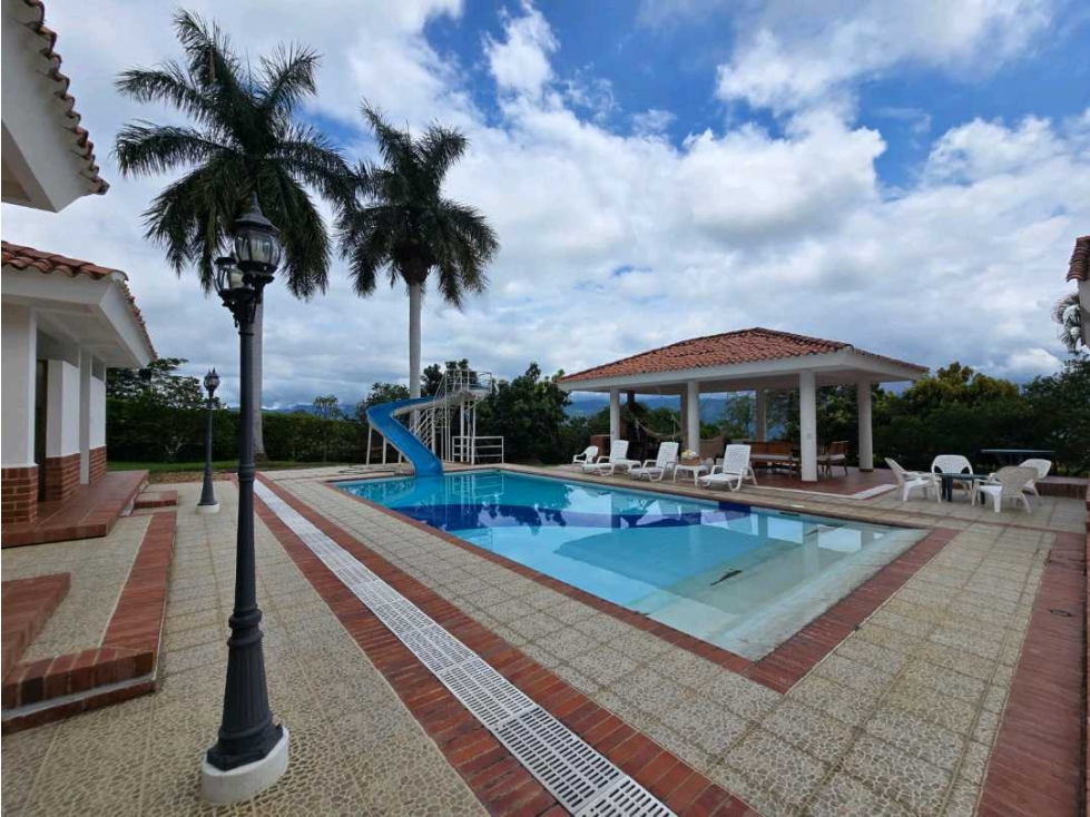 En Venta Casa Campestre con piscina 2.918 m2, Conjunto La Mesa Cund. — foto 6