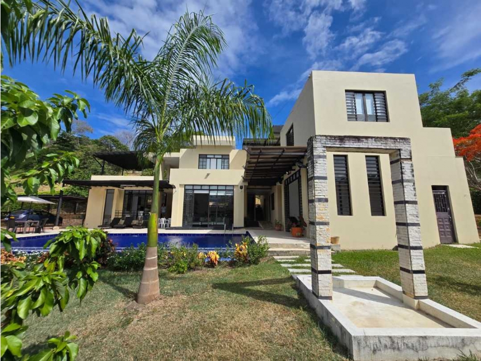 En Venta Casa Campestre con Piscina 1.800 m2 en Conjunto, Anapoima — foto 2